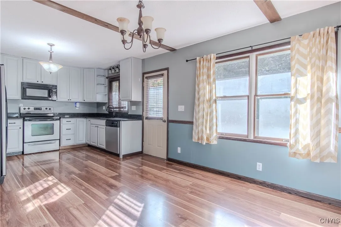 22384 Riverbend Drive East, Le Ray, New York 13601, Le Ray, New York 13601, 3 Bedrooms Bedrooms, 7 Rooms Rooms,2 BathroomsBathrooms,Residential,For Sale,22384 Riverbend Drive East, Le Ray, New York 13601,0,S1640201
