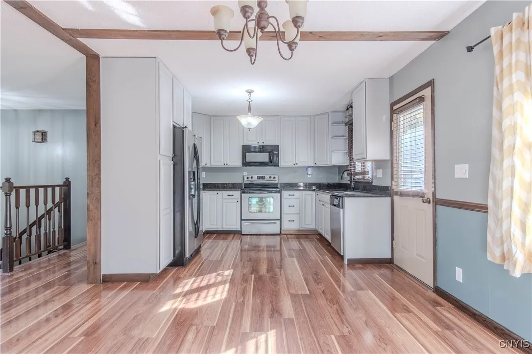 22384 Riverbend Drive East, Le Ray, New York 13601, Le Ray, New York 13601, 3 Bedrooms Bedrooms, 7 Rooms Rooms,2 BathroomsBathrooms,Residential,For Sale,22384 Riverbend Drive East, Le Ray, New York 13601,0,S1640201