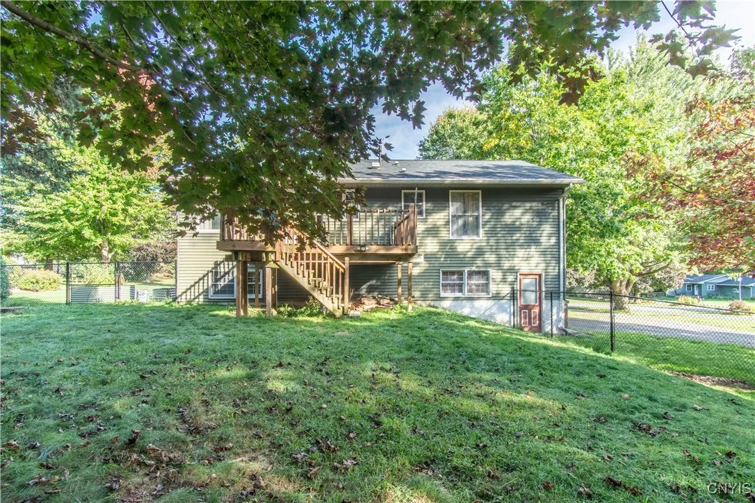 22384 Riverbend Drive East, Le Ray, New York 13601, Le Ray, New York 13601, 3 Bedrooms Bedrooms, 7 Rooms Rooms,2 BathroomsBathrooms,Residential,For Sale,22384 Riverbend Drive East, Le Ray, New York 13601,0,S1640201