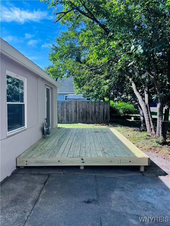 107 Tucker Avenue, Dewitt, New York 13057, De Witt, New York 13057, 3 Bedrooms Bedrooms, 6 Rooms Rooms,1 BathroomBathrooms,Residential,For Sale,107 Tucker Avenue, Dewitt, New York 13057,0,B1643702