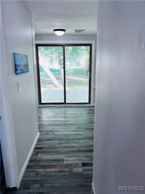 107 Tucker Avenue, Dewitt, New York 13057, De Witt, New York 13057, 3 Bedrooms Bedrooms, 6 Rooms Rooms,1 BathroomBathrooms,Residential,For Sale,107 Tucker Avenue, Dewitt, New York 13057,0,B1643702