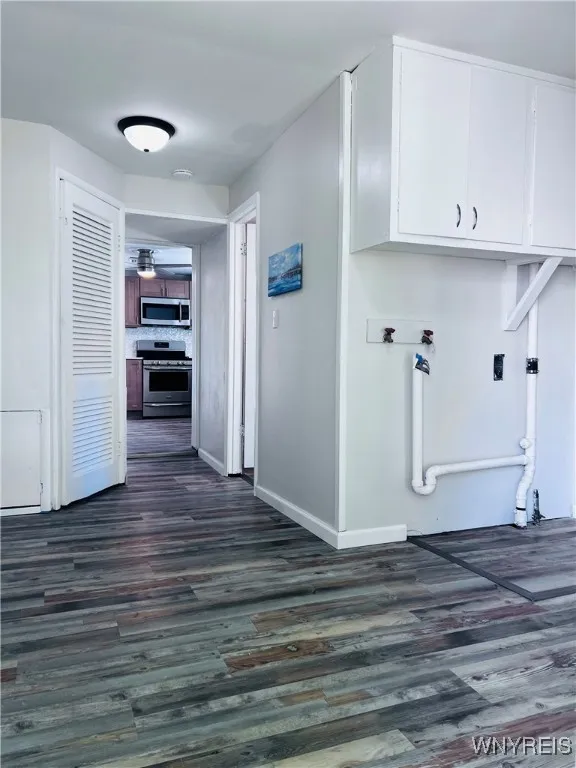 107 Tucker Avenue, Dewitt, New York 13057, De Witt, New York 13057, 3 Bedrooms Bedrooms, 6 Rooms Rooms,1 BathroomBathrooms,Residential,For Sale,107 Tucker Avenue, Dewitt, New York 13057,0,B1643702