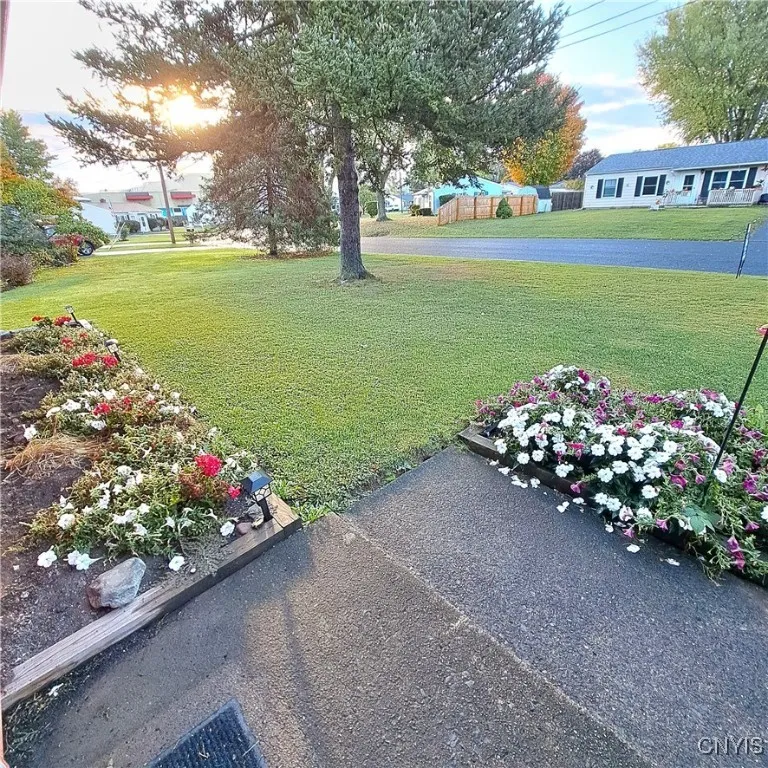 208 Maple Drive, Oneida, New York 13421, Oneida, New York 13421, 3 Bedrooms Bedrooms, 6 Rooms Rooms,1 BathroomBathrooms,Residential,For Sale,208 Maple Drive, Oneida, New York 13421,0,S1643047