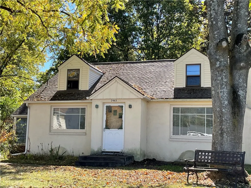 2463 Browncroft Boulevard, Penfield, New York 1462, Penfield, New York 14625, 2 Bedrooms Bedrooms, 4 Rooms Rooms,1 BathroomBathrooms,Residential,For Sale,2463 Browncroft Boulevard, Penfield, New York 1462,0,R1642768