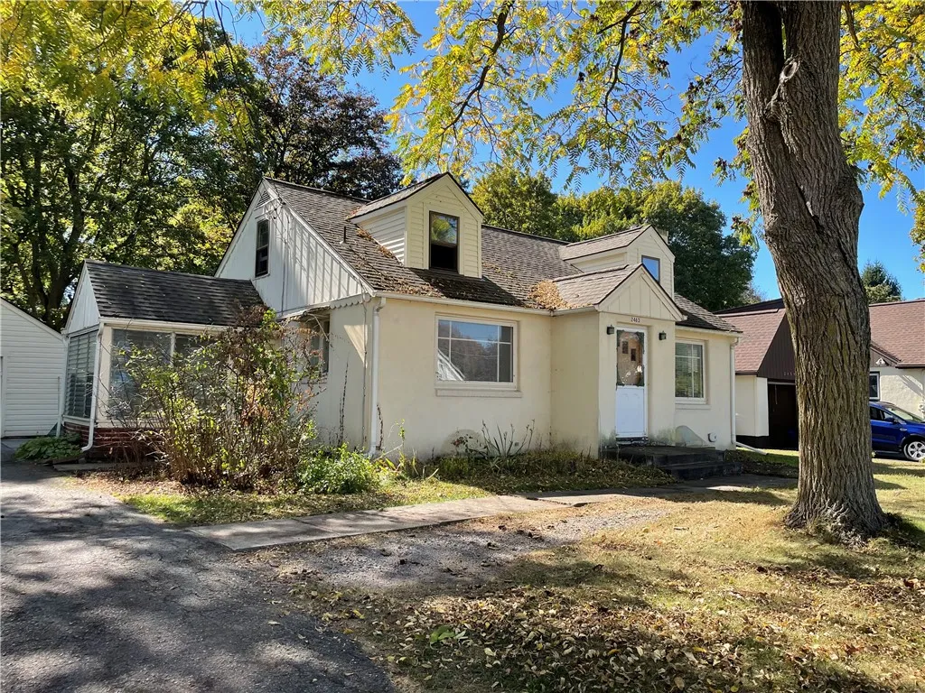 2463 Browncroft Boulevard, Penfield, New York 1462, Penfield, New York 14625, 2 Bedrooms Bedrooms, 4 Rooms Rooms,1 BathroomBathrooms,Residential,For Sale,2463 Browncroft Boulevard, Penfield, New York 1462,0,R1642768
