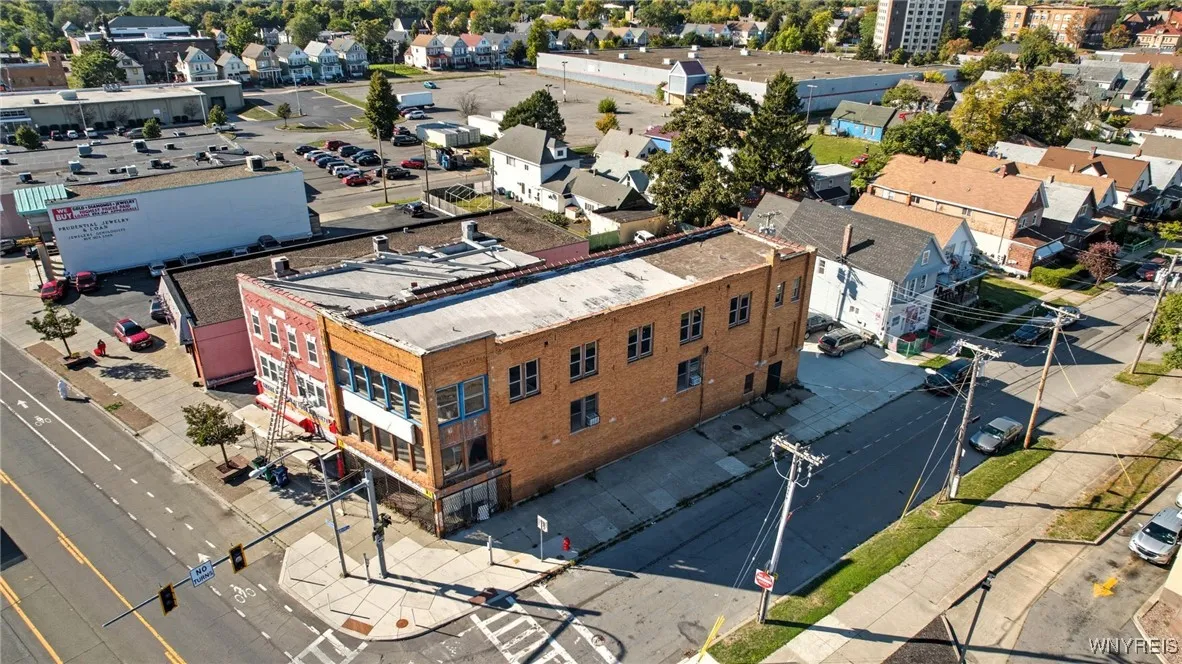 1058 Broadway Street, Buffalo, New York 14212, Buffalo, New York 14212, ,Commercial Sale,For Sale,1058 Broadway Street, Buffalo, New York 14212,0,B1642339