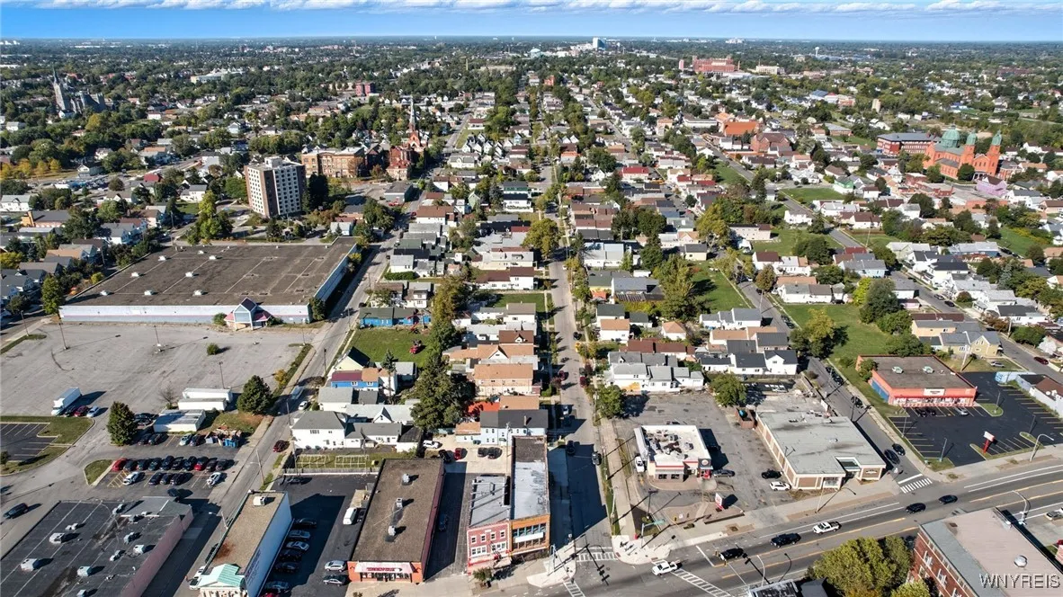 1058 Broadway Street, Buffalo, New York 14212, Buffalo, New York 14212, ,Commercial Sale,For Sale,1058 Broadway Street, Buffalo, New York 14212,0,B1642339