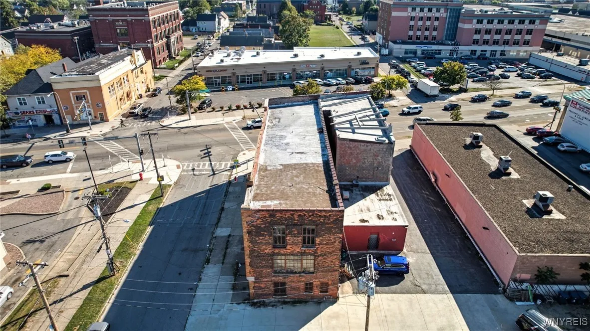 1058 Broadway Street, Buffalo, New York 14212, Buffalo, New York 14212, ,Commercial Sale,For Sale,1058 Broadway Street, Buffalo, New York 14212,0,B1642339