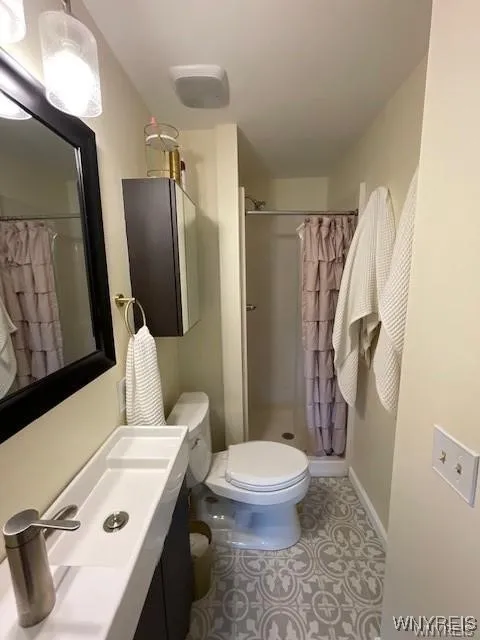 3 Apollo Drive, Amherst, New York 14228, Amherst, New York 14228, 2 Bedrooms Bedrooms, 5 Rooms Rooms,2 BathroomsBathrooms,Residential Lease,For Rent,3 Apollo Drive, Amherst, New York 14228,0,B1643730