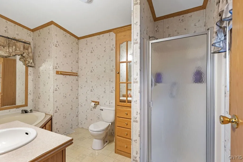 6313 Schepp Road, Manlius, New York 13082, Manlius, New York 13082, 3 Bedrooms Bedrooms, 5 Rooms Rooms,2 BathroomsBathrooms,Residential,For Sale,6313 Schepp Road, Manlius, New York 13082,0,S1643700