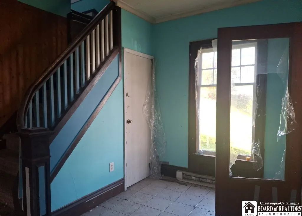 Entry area