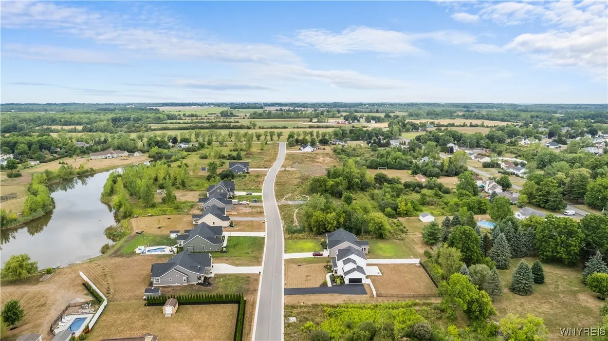 7286 Woodhaven Drive, Lockport Town, New York 1409, Lockport Town, New York 14094, 4 Bedrooms Bedrooms, 10 Rooms Rooms,2 BathroomsBathrooms,Residential,For Sale,7286 Woodhaven Drive, Lockport Town, New York 1409,0,B1643541