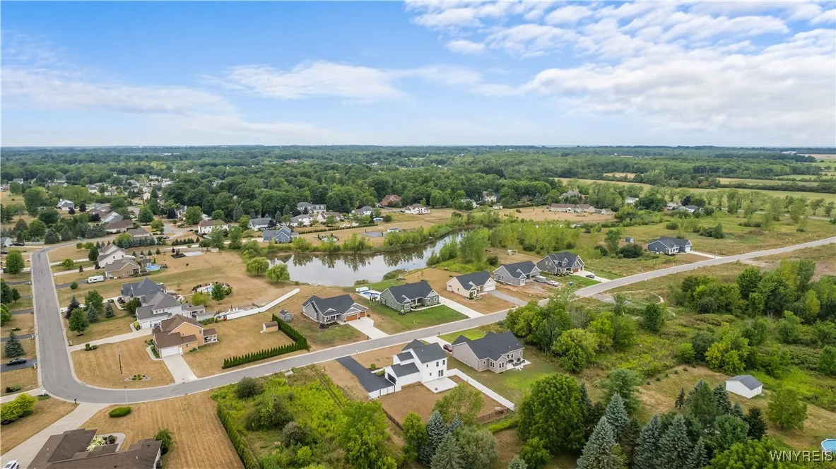 7286 Woodhaven Drive, Lockport Town, New York 1409, Lockport Town, New York 14094, 4 Bedrooms Bedrooms, 10 Rooms Rooms,2 BathroomsBathrooms,Residential,For Sale,7286 Woodhaven Drive, Lockport Town, New York 1409,0,B1643541
