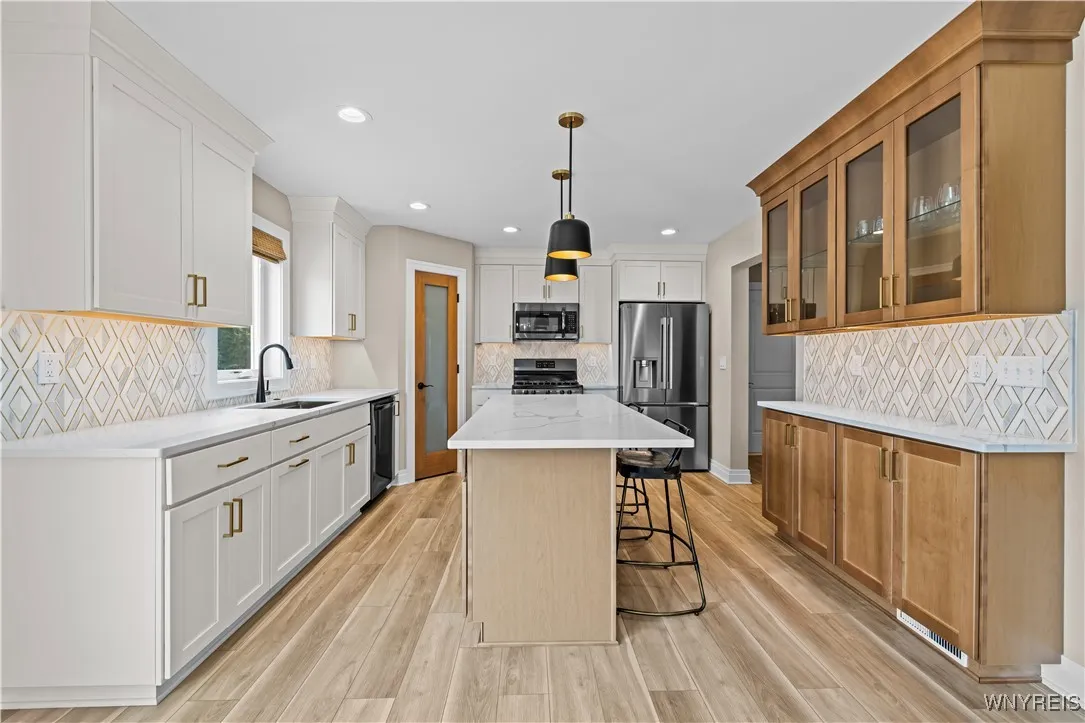 7286 Woodhaven Drive, Lockport Town, New York 1409, Lockport Town, New York 14094, 4 Bedrooms Bedrooms, 10 Rooms Rooms,2 BathroomsBathrooms,Residential,For Sale,7286 Woodhaven Drive, Lockport Town, New York 1409,0,B1643541