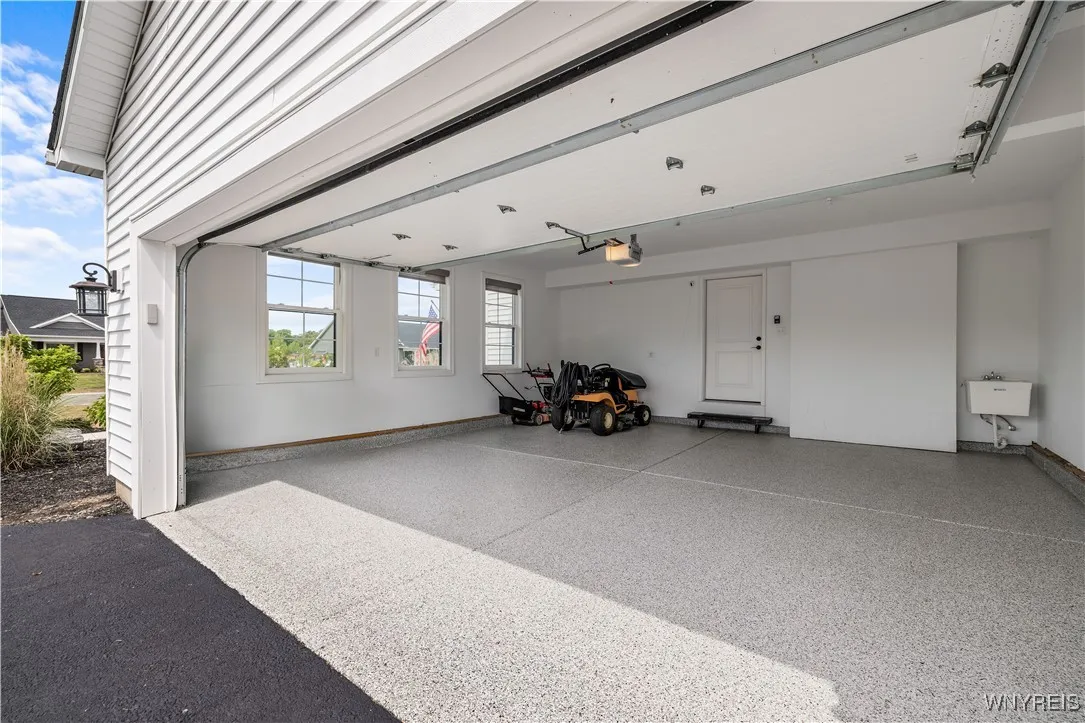 7286 Woodhaven Drive, Lockport Town, New York 1409, Lockport Town, New York 14094, 4 Bedrooms Bedrooms, 10 Rooms Rooms,2 BathroomsBathrooms,Residential,For Sale,7286 Woodhaven Drive, Lockport Town, New York 1409,0,B1643541