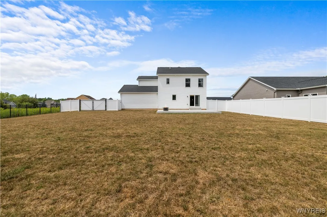 7286 Woodhaven Drive, Lockport Town, New York 1409, Lockport Town, New York 14094, 4 Bedrooms Bedrooms, 10 Rooms Rooms,2 BathroomsBathrooms,Residential,For Sale,7286 Woodhaven Drive, Lockport Town, New York 1409,0,B1643541