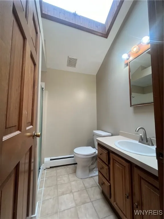 800 French Road 794, Cheektowaga, New York 14227, Cheektowaga, New York 14227, 4 Bedrooms Bedrooms, 8 Rooms Rooms,2 BathroomsBathrooms,Residential Lease,For Rent,800 French Road 794, Cheektowaga, New York 14227,0,B1643651