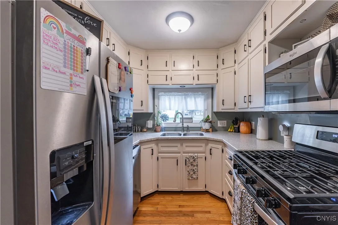 109 Glen Road South, Rome, New York 13440, Rome, New York 13440, 3 Bedrooms Bedrooms, 7 Rooms Rooms,1 BathroomBathrooms,Residential,For Sale,109 Glen Road South, Rome, New York 13440,0,S1643435