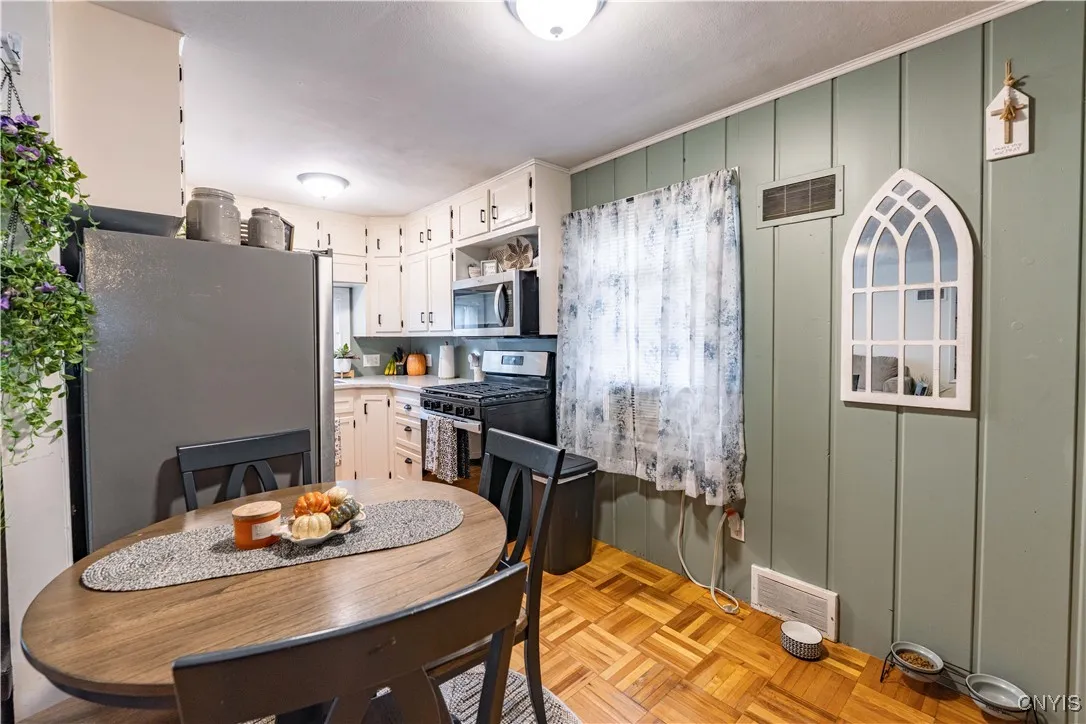 109 Glen Road South, Rome, New York 13440, Rome, New York 13440, 3 Bedrooms Bedrooms, 7 Rooms Rooms,1 BathroomBathrooms,Residential,For Sale,109 Glen Road South, Rome, New York 13440,0,S1643435