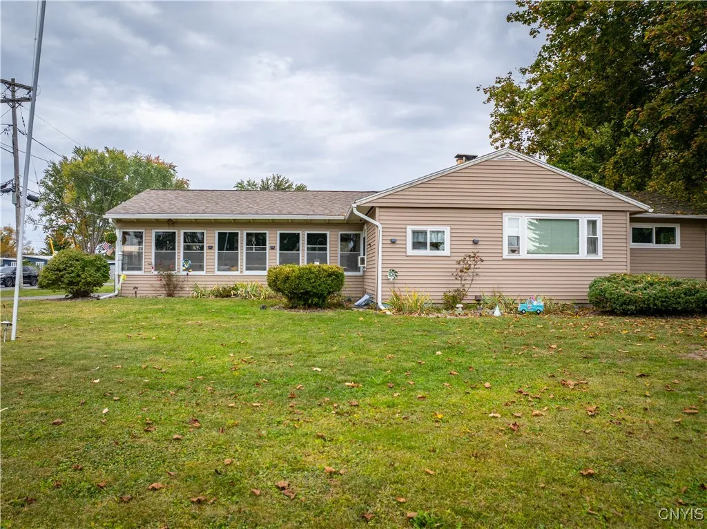 109 Glen Road South, Rome, New York 13440, Rome, New York 13440, 3 Bedrooms Bedrooms, 7 Rooms Rooms,1 BathroomBathrooms,Residential,For Sale,109 Glen Road South, Rome, New York 13440,0,S1643435