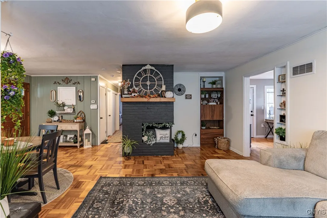 109 Glen Road South, Rome, New York 13440, Rome, New York 13440, 3 Bedrooms Bedrooms, 7 Rooms Rooms,1 BathroomBathrooms,Residential,For Sale,109 Glen Road South, Rome, New York 13440,0,S1643435