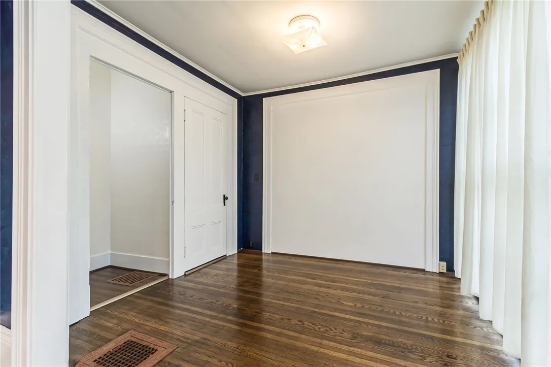 177-179 Gibson Street, Canandaigua City, New York, Canandaigua City, New York 14424, 6 Bedrooms Bedrooms, ,3 BathroomsBathrooms,Residential,For Sale,177-179 Gibson Street, Canandaigua City, New York ,0,R1643553