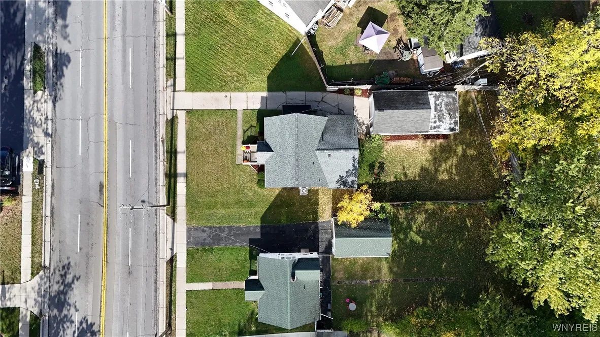 1789 Eggert Road, Amherst, New York 14226, Amherst, New York 14226, 3 Bedrooms Bedrooms, 6 Rooms Rooms,1 BathroomBathrooms,Residential,For Sale,1789 Eggert Road, Amherst, New York 14226,0,B1641109