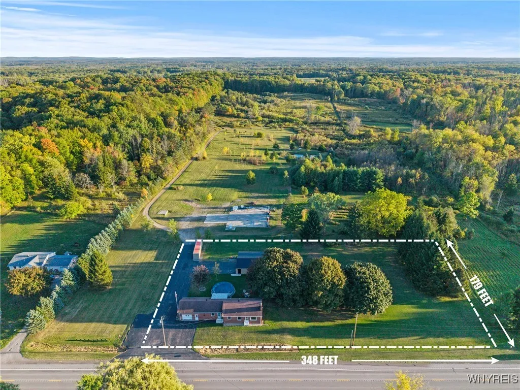 1500 Main Road, Pembroke, New York 14036, Pembroke, New York 14036, 3 Bedrooms Bedrooms, 8 Rooms Rooms,1 BathroomBathrooms,Residential,For Sale,1500 Main Road, Pembroke, New York 14036,0,B1643515