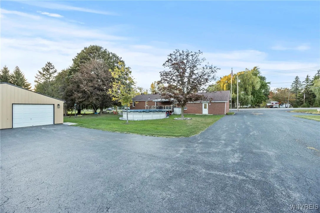 1500 Main Road, Pembroke, New York 14036, Pembroke, New York 14036, 3 Bedrooms Bedrooms, 8 Rooms Rooms,1 BathroomBathrooms,Residential,For Sale,1500 Main Road, Pembroke, New York 14036,0,B1643515