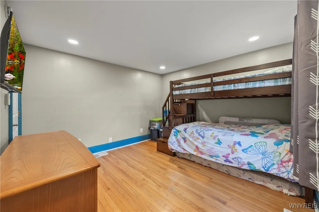 1500 Main Road, Pembroke, New York 14036, Pembroke, New York 14036, 3 Bedrooms Bedrooms, 8 Rooms Rooms,1 BathroomBathrooms,Residential,For Sale,1500 Main Road, Pembroke, New York 14036,0,B1643515