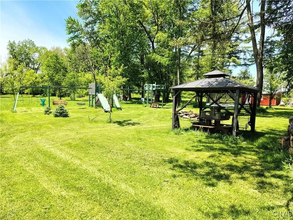 801 West Thomas Street, Rome, New York 13440, Rome, New York 13440, 4 Bedrooms Bedrooms, 9 Rooms Rooms,2 BathroomsBathrooms,Residential,For Sale,801 West Thomas Street, Rome, New York 13440,0,S1643526