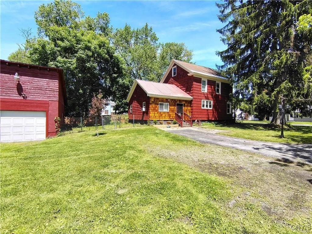 801 West Thomas Street, Rome, New York 13440, Rome, New York 13440, 4 Bedrooms Bedrooms, 9 Rooms Rooms,2 BathroomsBathrooms,Residential,For Sale,801 West Thomas Street, Rome, New York 13440,0,S1643526