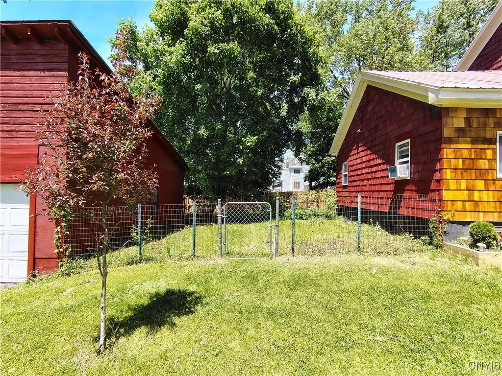 801 West Thomas Street, Rome, New York 13440, Rome, New York 13440, 4 Bedrooms Bedrooms, 9 Rooms Rooms,2 BathroomsBathrooms,Residential,For Sale,801 West Thomas Street, Rome, New York 13440,0,S1643526