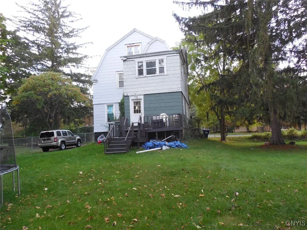 424 Atlantic, Syracuse, New York 13207, Syracuse, New York 13207, 4 Bedrooms Bedrooms, 9 Rooms Rooms,1 BathroomBathrooms,Residential,For Sale,424 Atlantic, Syracuse, New York 13207,0,S1641502