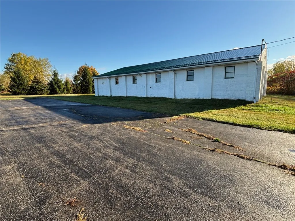 5775 Holley-byron Road, Clarendon, New York 14429, Clarendon, New York 14429, 3 Rooms Rooms,Residential,For Sale,5775 Holley-byron Road, Clarendon, New York 14429,0,R1643780