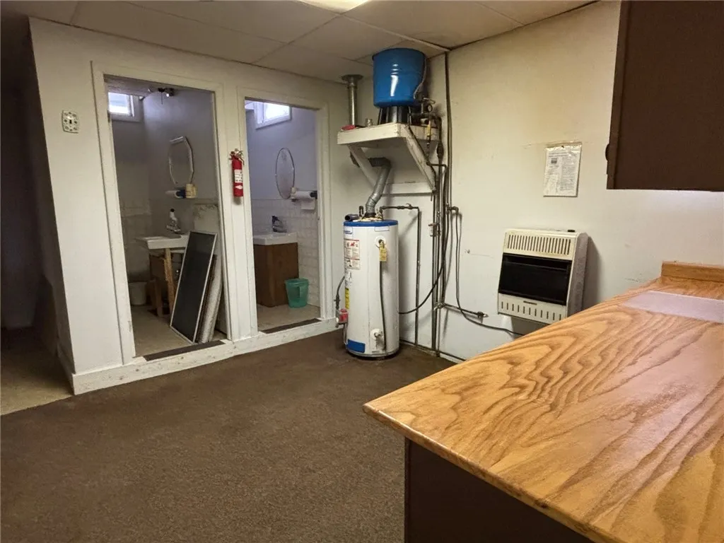 5775 Holley-byron Road, Clarendon, New York 14429, Clarendon, New York 14429, 3 Rooms Rooms,Residential,For Sale,5775 Holley-byron Road, Clarendon, New York 14429,0,R1643780