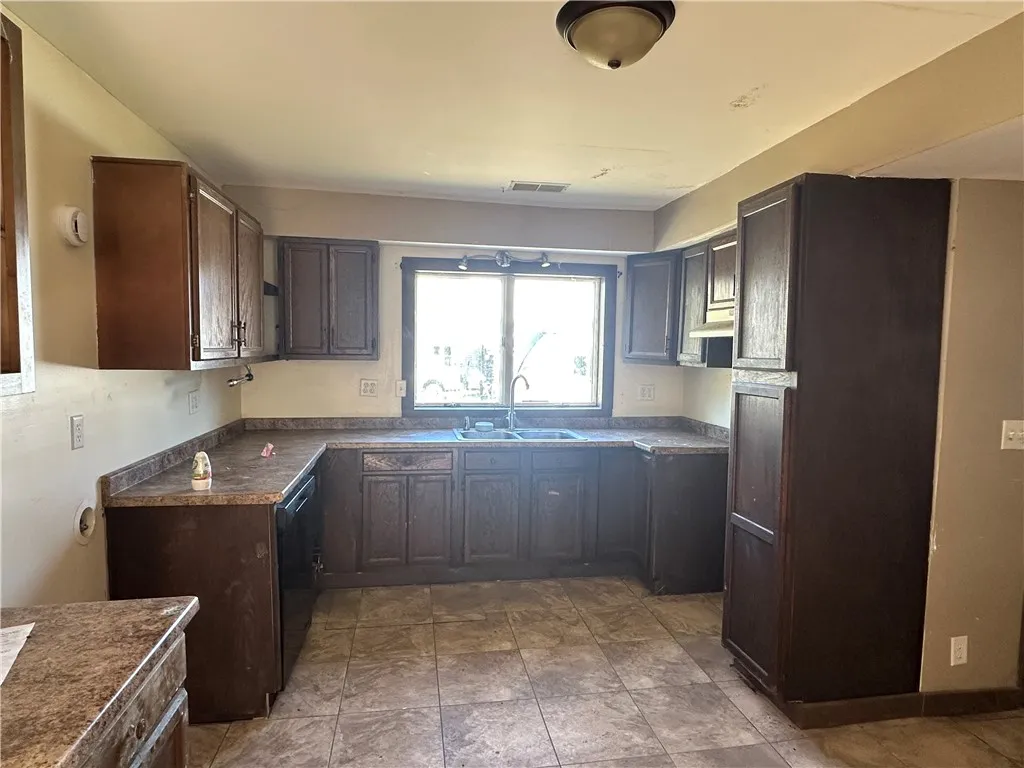 61 North Franklin Street, New Albion, New York 147, New Albion, New York 14719, 3 Bedrooms Bedrooms, 10 Rooms Rooms,2 BathroomsBathrooms,Residential,For Sale,61 North Franklin Street, New Albion, New York 147,0,R1643418