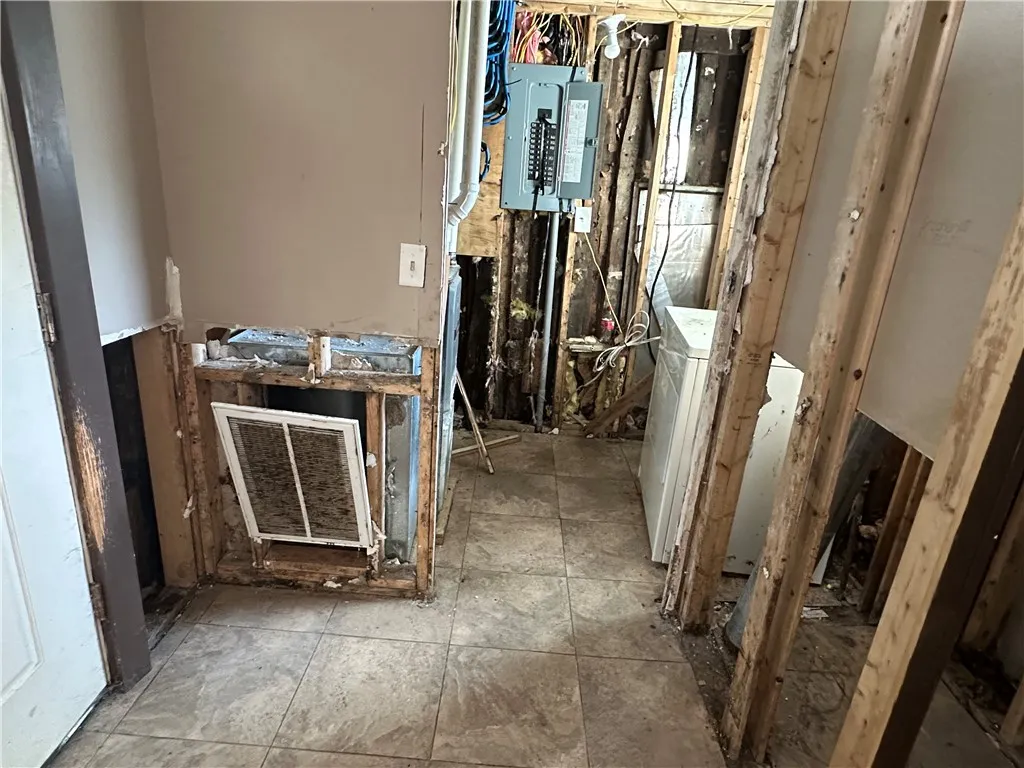 61 North Franklin Street, New Albion, New York 147, New Albion, New York 14719, 3 Bedrooms Bedrooms, 10 Rooms Rooms,2 BathroomsBathrooms,Residential,For Sale,61 North Franklin Street, New Albion, New York 147,0,R1643418