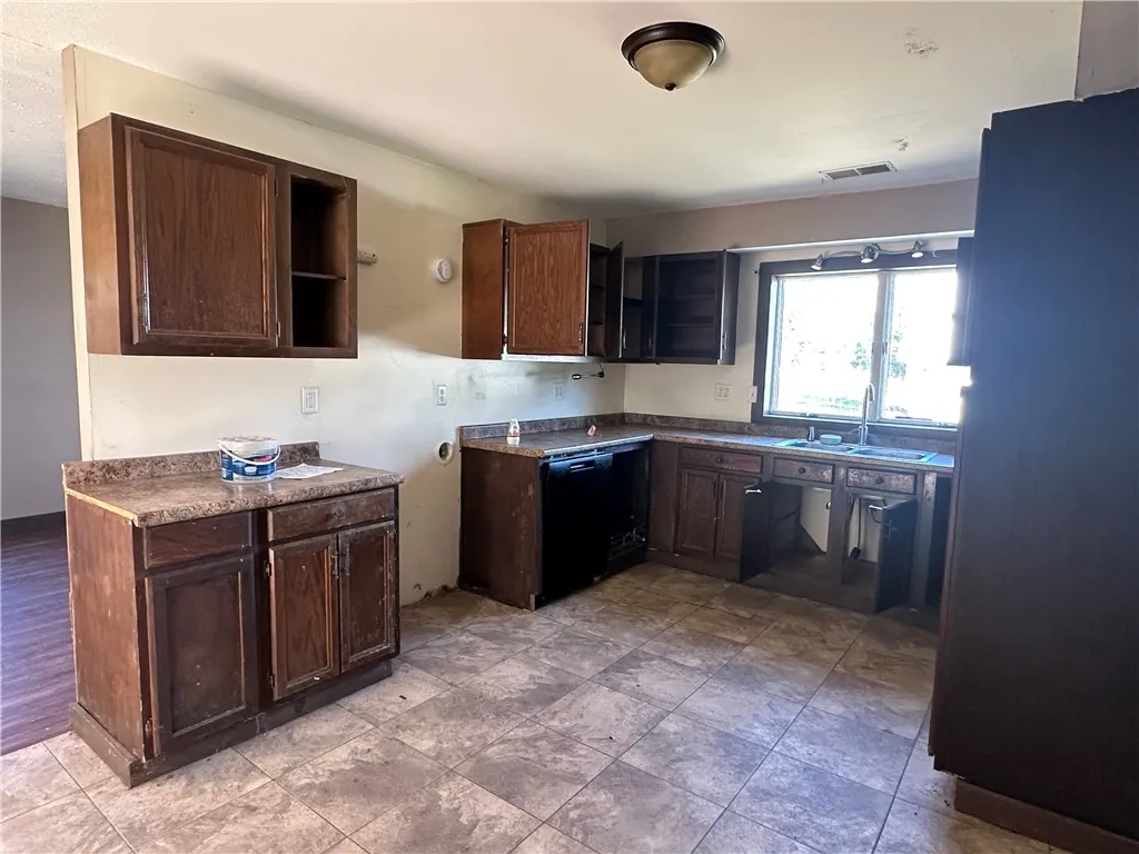 61 North Franklin Street, New Albion, New York 147, New Albion, New York 14719, 3 Bedrooms Bedrooms, 10 Rooms Rooms,2 BathroomsBathrooms,Residential,For Sale,61 North Franklin Street, New Albion, New York 147,0,R1643418
