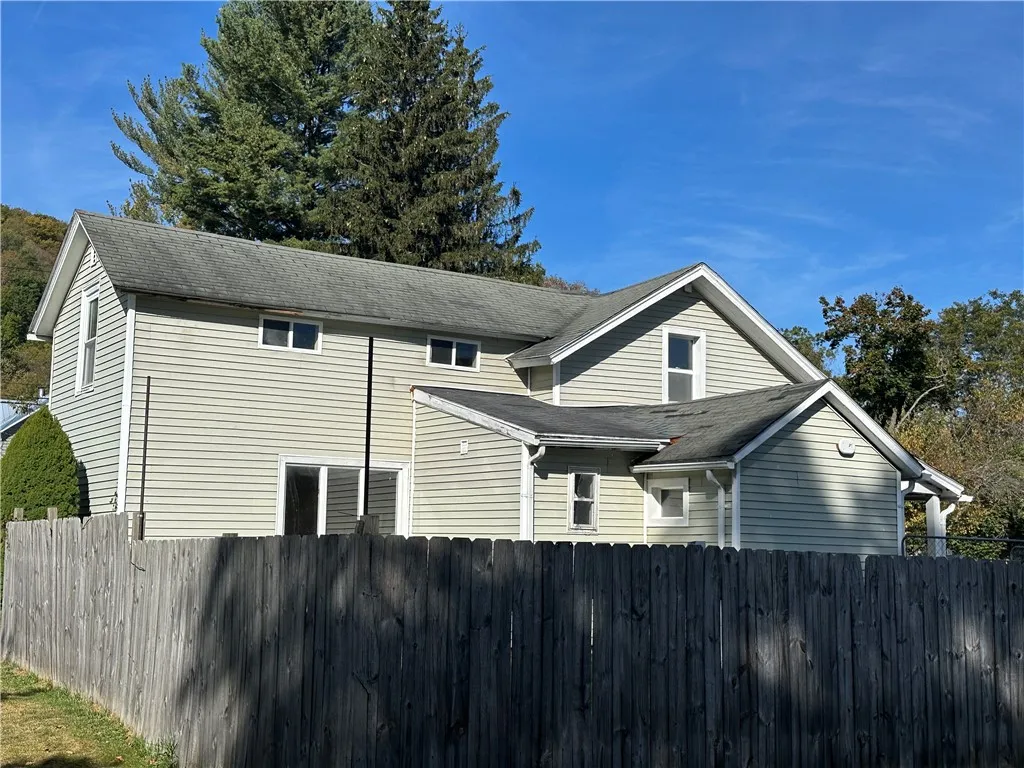 61 North Franklin Street, New Albion, New York 147, New Albion, New York 14719, 3 Bedrooms Bedrooms, 10 Rooms Rooms,2 BathroomsBathrooms,Residential,For Sale,61 North Franklin Street, New Albion, New York 147,0,R1643418