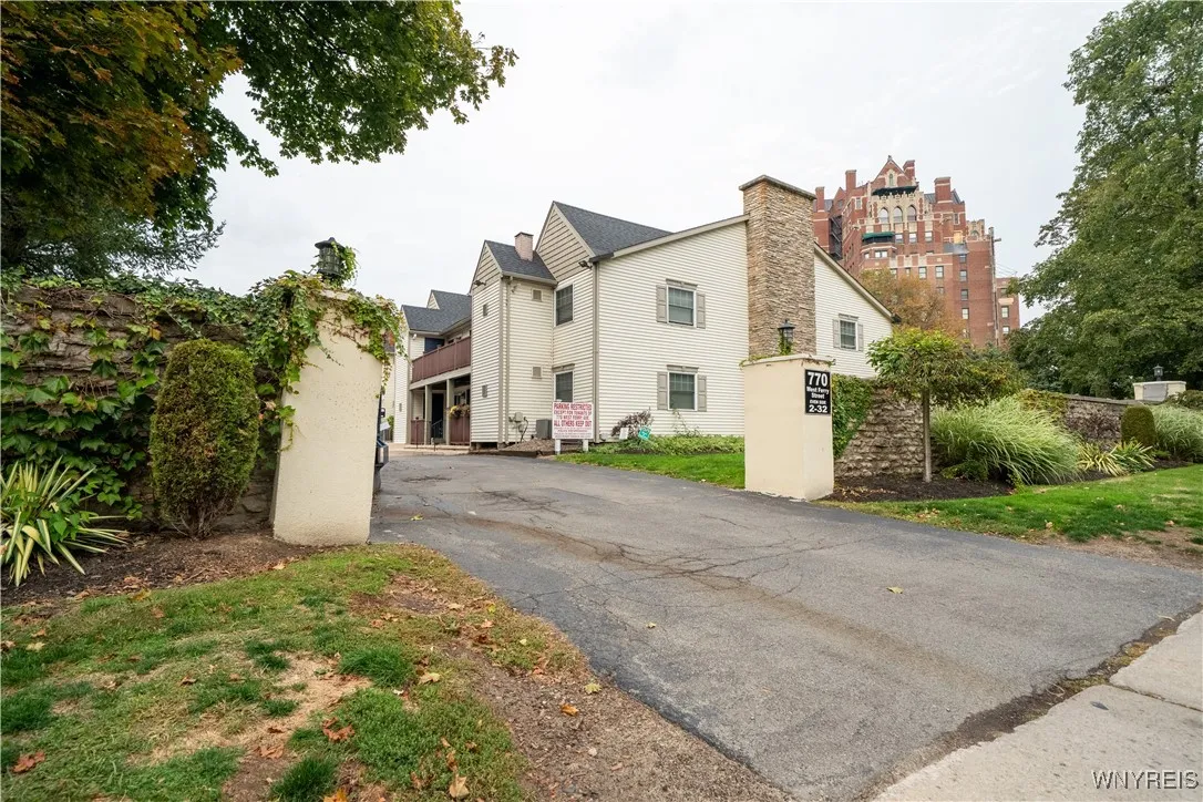 770 West Ferry Street 16a, Buffalo, New York 14222, Buffalo, New York 14222, 1 Bedroom Bedrooms, 4 Rooms Rooms,1 BathroomBathrooms,Residential,For Sale,770 West Ferry Street 16a, Buffalo, New York 14222,0,B1643555