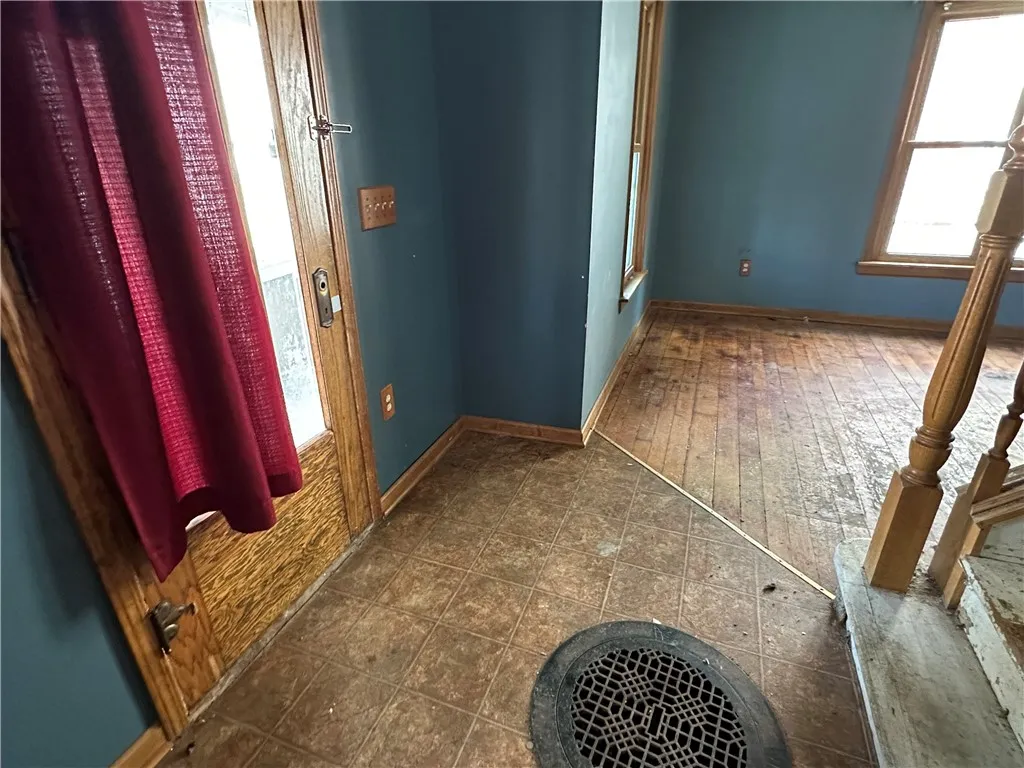 31 1st Avenue, Franklinville, New York 14737, Franklinville, New York 14737, 3 Bedrooms Bedrooms, 10 Rooms Rooms,2 BathroomsBathrooms,Residential,For Sale,31 1st Avenue, Franklinville, New York 14737,0,R1643472