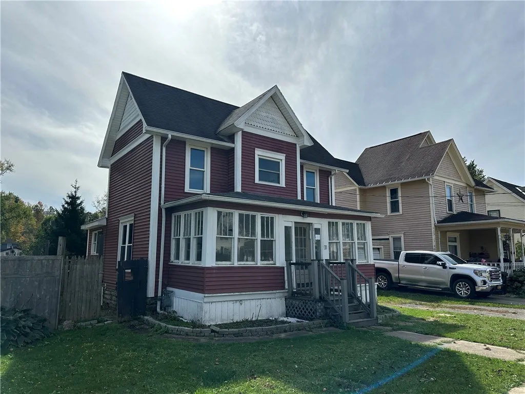 31 1st Avenue, Franklinville, New York 14737, Franklinville, New York 14737, 3 Bedrooms Bedrooms, 10 Rooms Rooms,2 BathroomsBathrooms,Residential,For Sale,31 1st Avenue, Franklinville, New York 14737,0,R1643472
