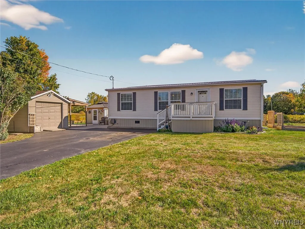 1997 Greenman Road, Yates, New York 14098, Yates, New York 14098, 3 Bedrooms Bedrooms, 6 Rooms Rooms,2 BathroomsBathrooms,Residential,For Sale,1997 Greenman Road, Yates, New York 14098,0,B1643661