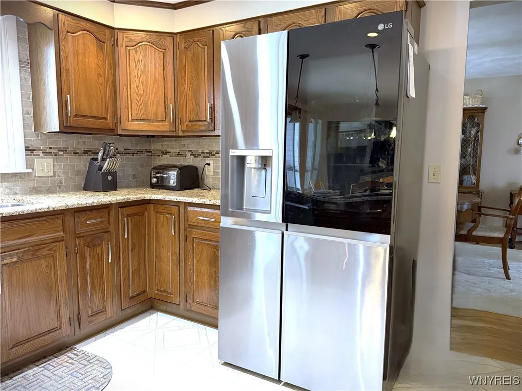Plenty of cupboards!