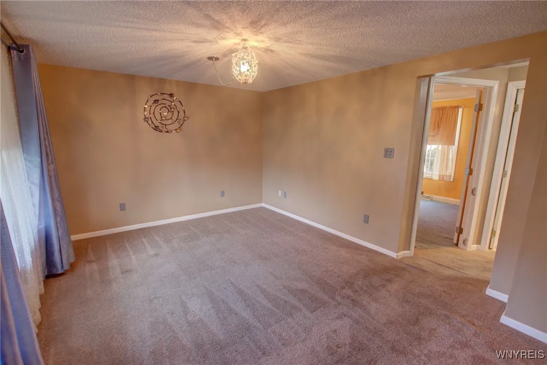 52 Meadowlawn Road, Orchard Park, New York 14127, Orchard Park, New York 14127, 3 Bedrooms Bedrooms, 9 Rooms Rooms,2 BathroomsBathrooms,Residential,For Sale,52 Meadowlawn Road, Orchard Park, New York 14127,0,B1643307