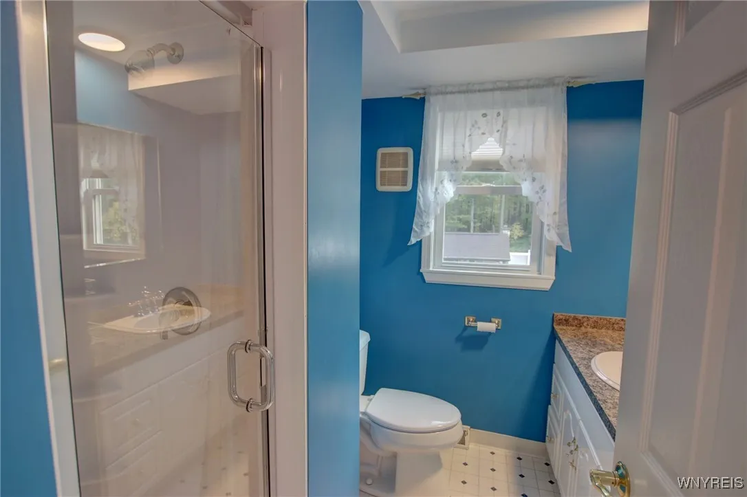 52 Meadowlawn Road, Orchard Park, New York 14127, Orchard Park, New York 14127, 3 Bedrooms Bedrooms, 9 Rooms Rooms,2 BathroomsBathrooms,Residential,For Sale,52 Meadowlawn Road, Orchard Park, New York 14127,0,B1643307