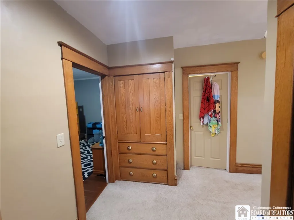 101 North Everett Avenue, Jamestown, New York 1470, Jamestown, New York 14701, 4 Bedrooms Bedrooms, 8 Rooms Rooms,1 BathroomBathrooms,Residential,For Sale,101 North Everett Avenue, Jamestown, New York 1470,0,R1643458