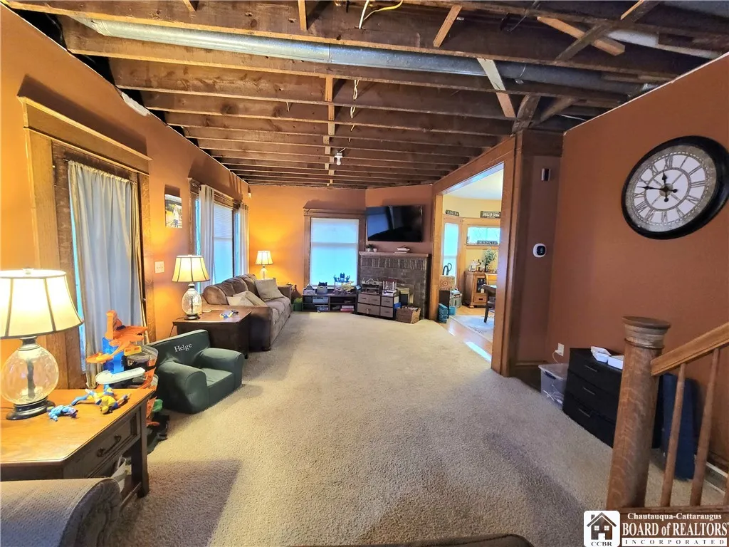 101 North Everett Avenue, Jamestown, New York 1470, Jamestown, New York 14701, 4 Bedrooms Bedrooms, 8 Rooms Rooms,1 BathroomBathrooms,Residential,For Sale,101 North Everett Avenue, Jamestown, New York 1470,0,R1643458