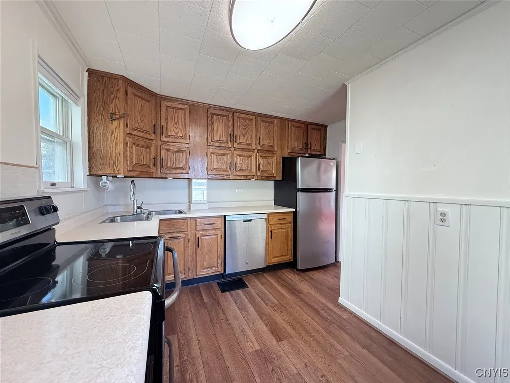 210 East 11th Street, Oswego, New York 13126, Oswego, New York 13126, 3 Bedrooms Bedrooms, 6 Rooms Rooms,2 BathroomsBathrooms,Residential,For Sale,210 East 11th Street, Oswego, New York 13126,0,S1643437